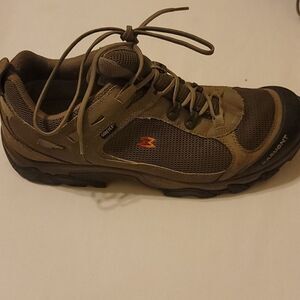 - Garmont men's hiking shoes size12